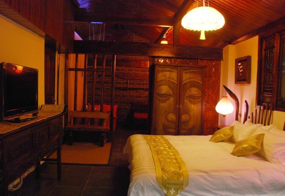 Lazy Tiger Inn 麗江市 エクステリア 写真