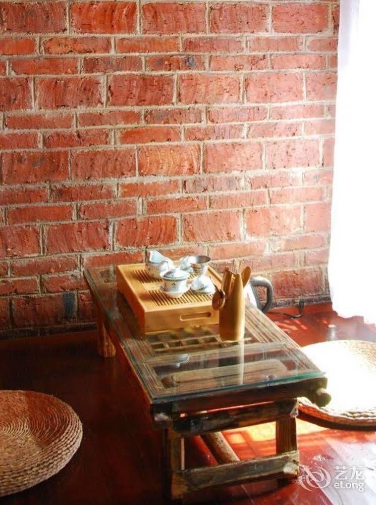Lazy Tiger Inn 麗江市 エクステリア 写真